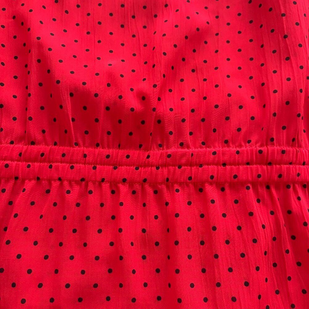 Chaus Red Black Polka Dot Blouse Size 10 Deep V Button Front Elastic Waist Sz 10 - Picture 7 of 7